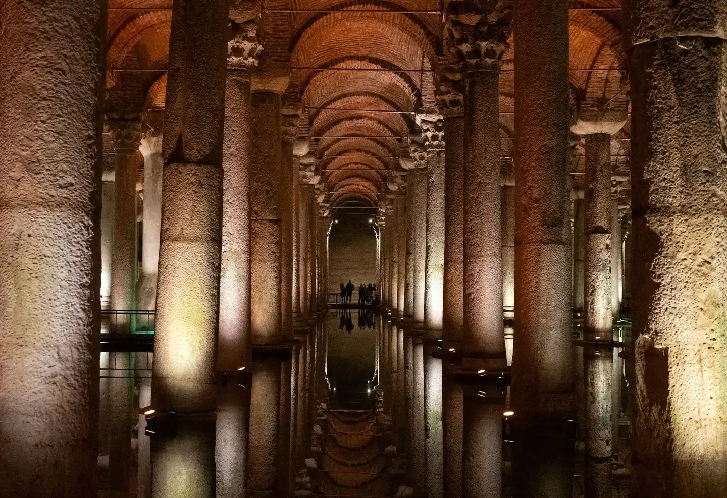 The tall columns of the Binbirdirek Cistern in Istanbul