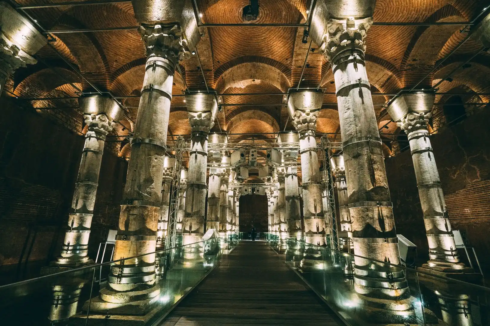 The new visitor walkway between the columns of the Basilica Cistern